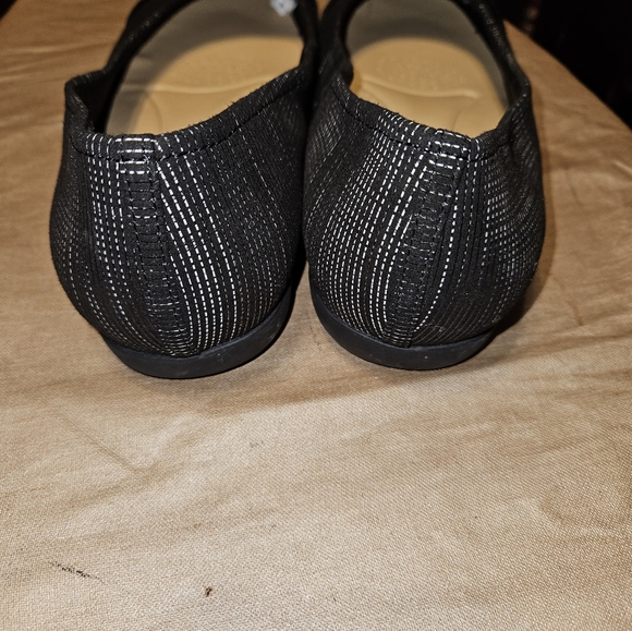 Trotters Women's Sizzle Ballet Flat, Black Linen, Ex wide size 10 - Picture 8 of 10